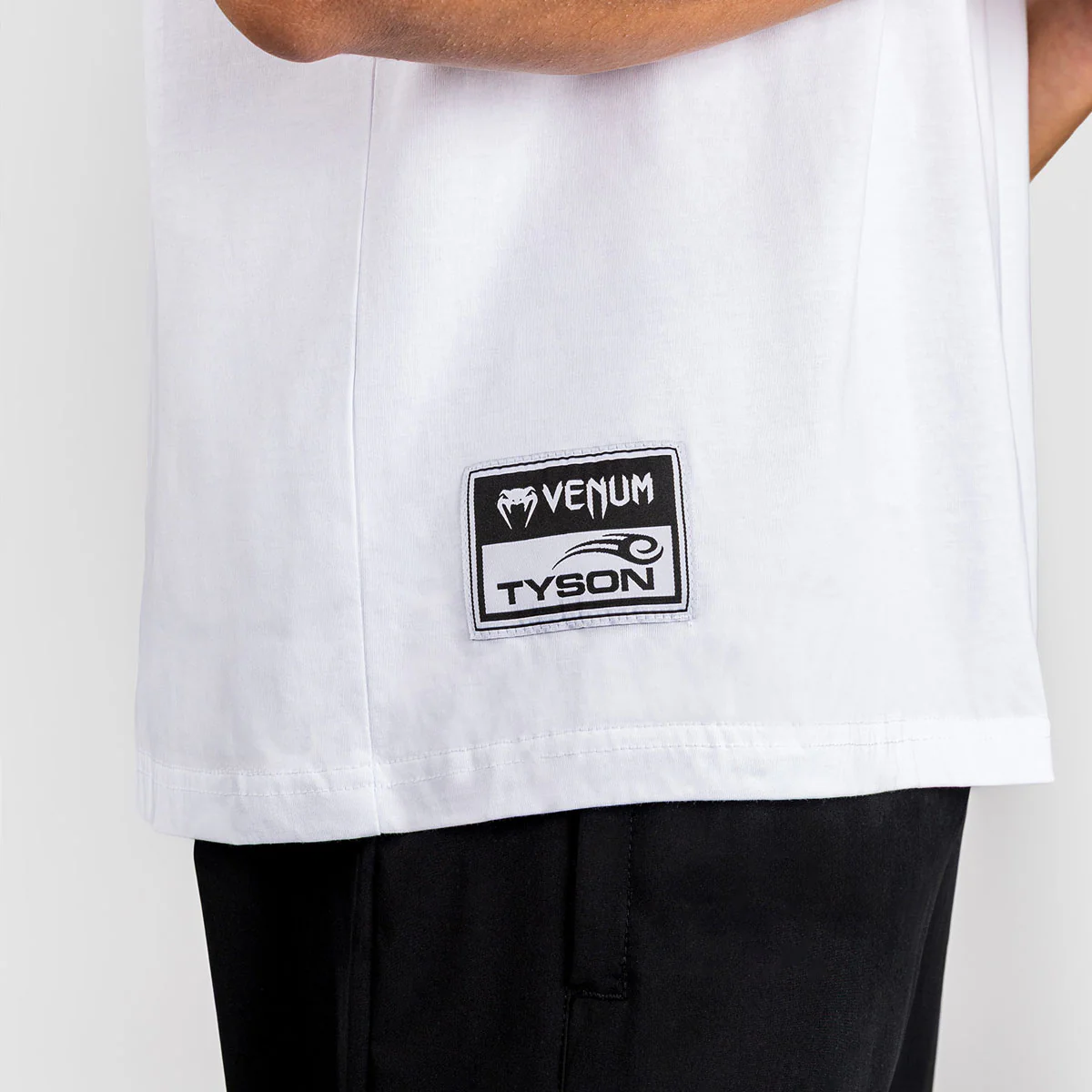 T-shirt Venum x Mike Tyson Tiger Branco  - Image 6